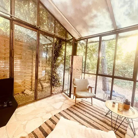 La Maisonnette Du Parc - Piscine - Tennis 아파트 님